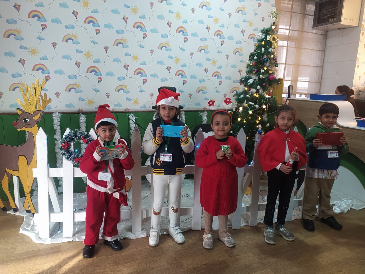 Christmas Celebration in the School-8