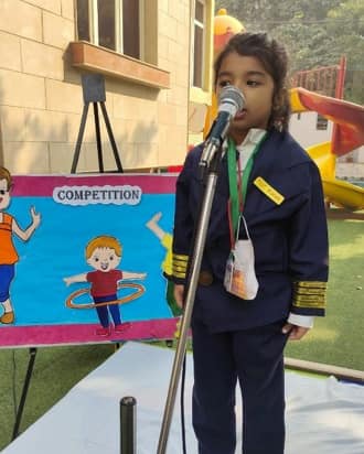 Show and tell competition was organised for KG Students-4