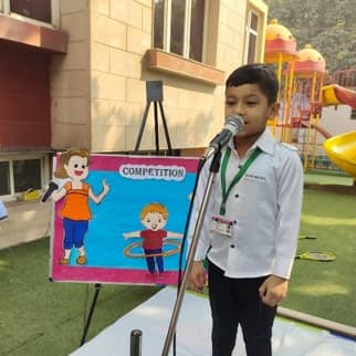 Show and tell competition was organised for KG Students-6